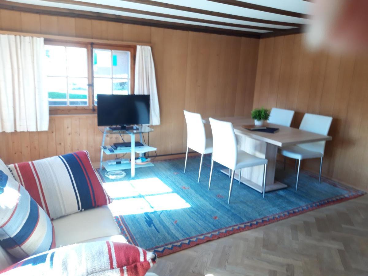 अपार्टमेंट Haus Corina *